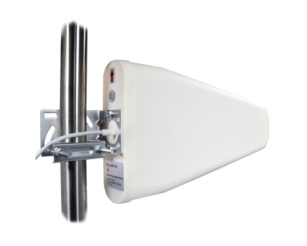 Yagi Logarithm Antenna 900+1800 MHz + 3G Yagi Logarithm Antenna 900+1800 MHz + 3G